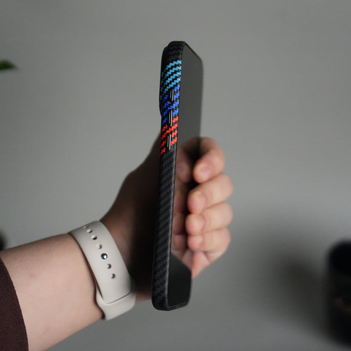 iPhone 17 Pro Max Carbon Fiber Texture Design Hard Pc MagSafe Case Cover (Cross Blue Red)