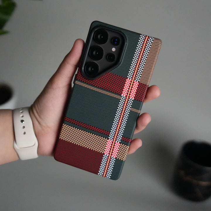 Galaxy S25 Ultra Carbon Fiber Texture Design Hard Pc MagSafe Case Cover (Green Red)