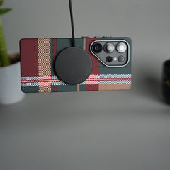 Galaxy S25 Ultra Carbon Fiber Texture Design Hard Pc MagSafe Case Cover (Green Red)