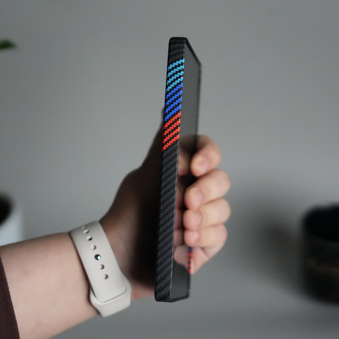 Galaxy S25 Ultra Carbon Fiber Texture Design Hard Pc MagSafe Case Cover (Cross Blue Red)