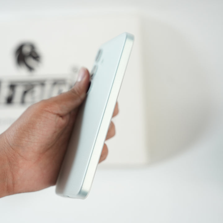 Galaxy S Series Paper Thin Frosted Case | Lightweight Protective Cover
