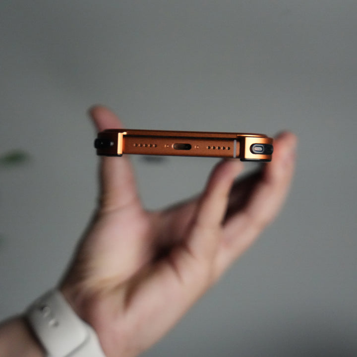 iPhone 17 Pro 9-Shaped Frameless Metal Bumper Case with Hidden Lens Stand | Shockproof Aviation-Grade Alloy Frame