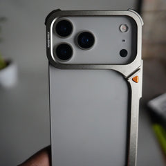 iPhone 17 Pro 9-Shaped Frameless Metal Bumper Case with Hidden Lens Stand | Shockproof Aviation-Grade Alloy Frame