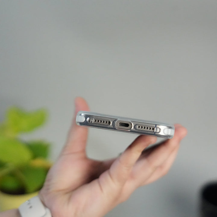 iPhone 17 Pro Transparent Soft Edge MagSafe Case Cover