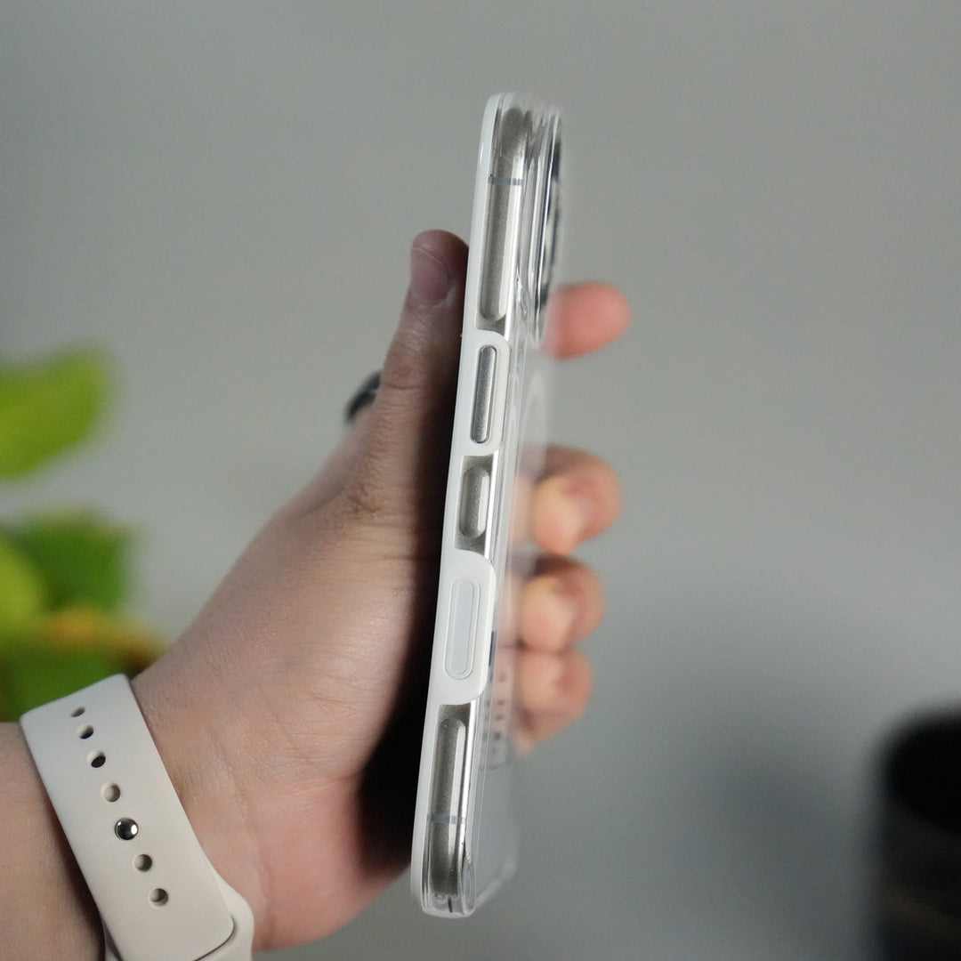 iPhone 17 Crystal Clear Anti-Yellow Case with MagSafe & Metal Camera Bumper