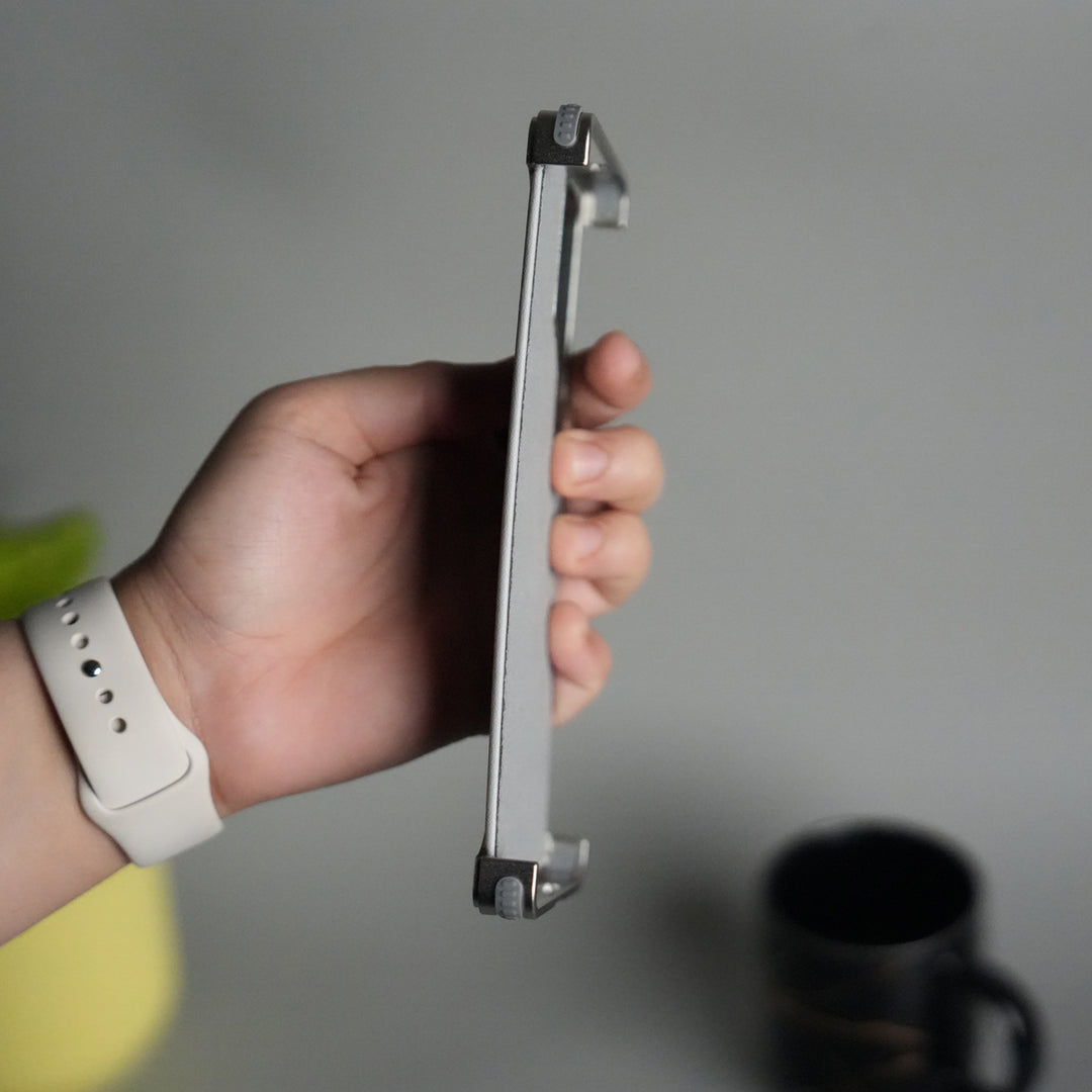 Galaxy S25 ultra Leather Frameless Metal Kickstand Case