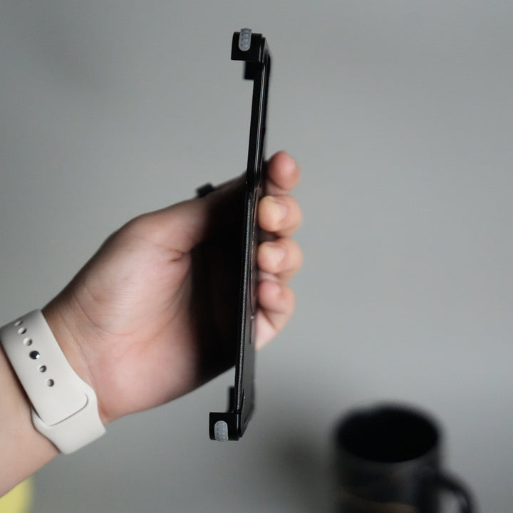 Galaxy S25 ultra Leather Frameless Metal Kickstand Case