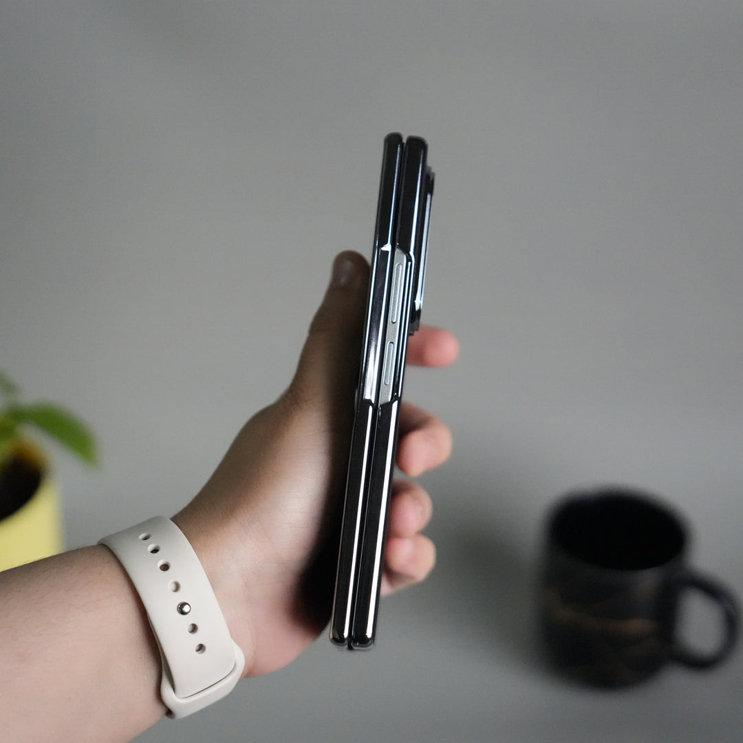 Galaxy Z Fold 7 Premium Dotted Design Slim Case Hinge Protection (Front + Back Cover)