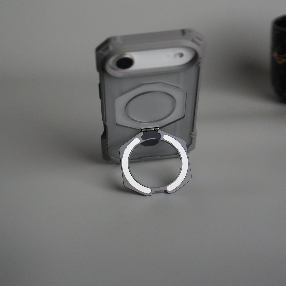 iPhone 17 Air – Rugged Armor MagSafe Case with Metal Kickstand