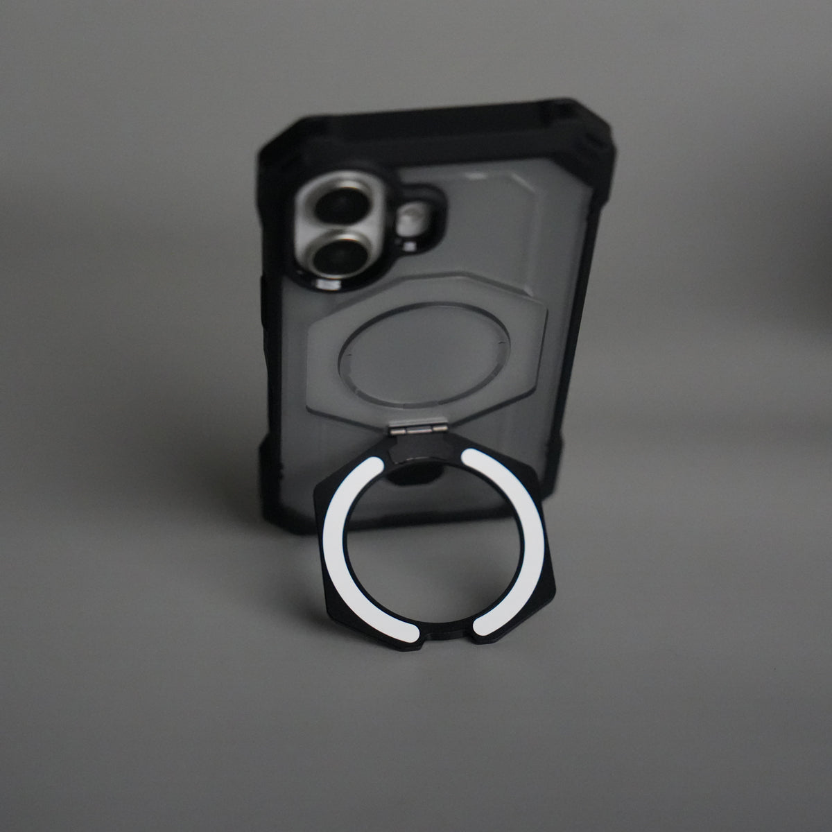 iPhone 17 – Rugged Armor MagSafe Case with Metal Kickstand