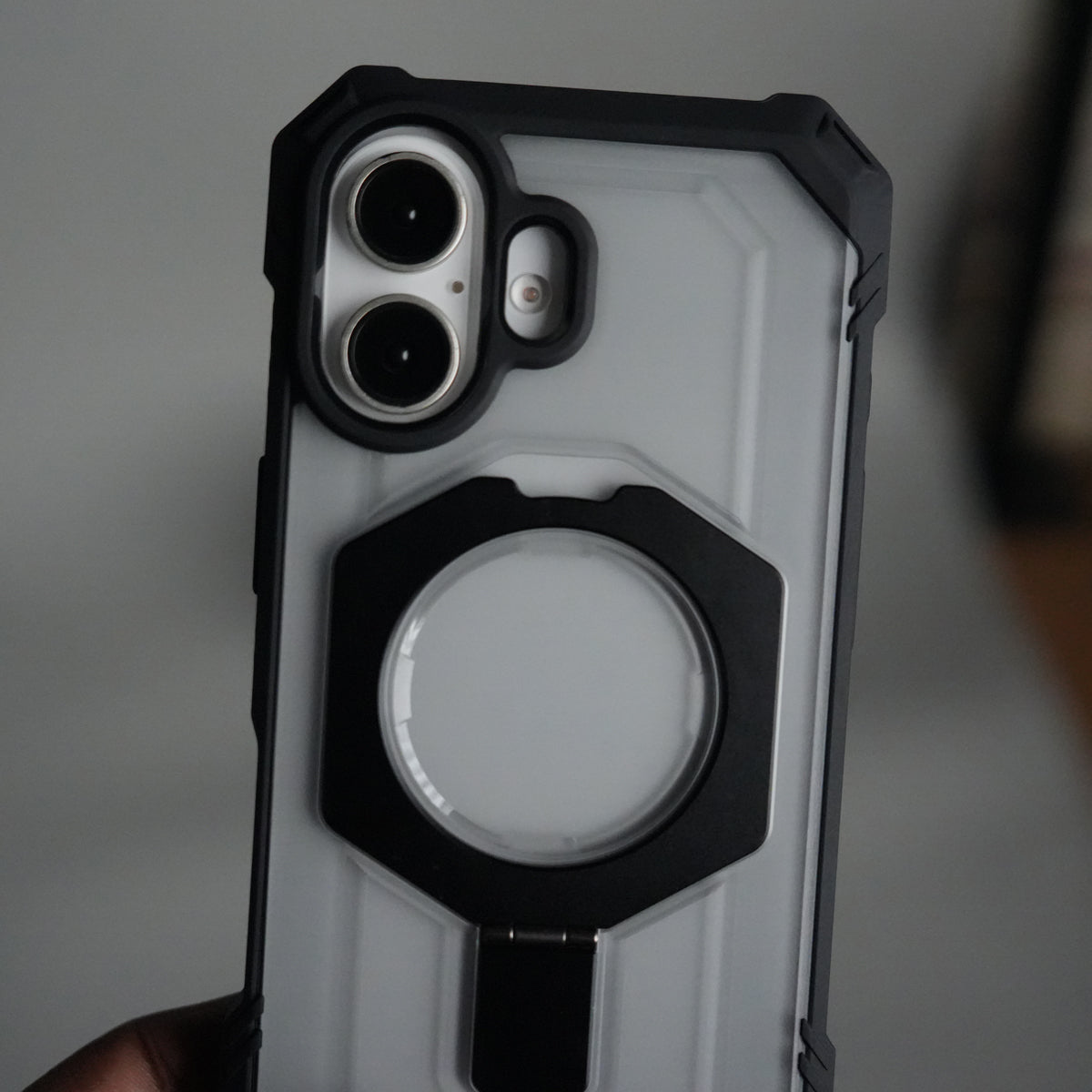 iPhone 17 – Rugged Armor MagSafe Case with Metal Kickstand