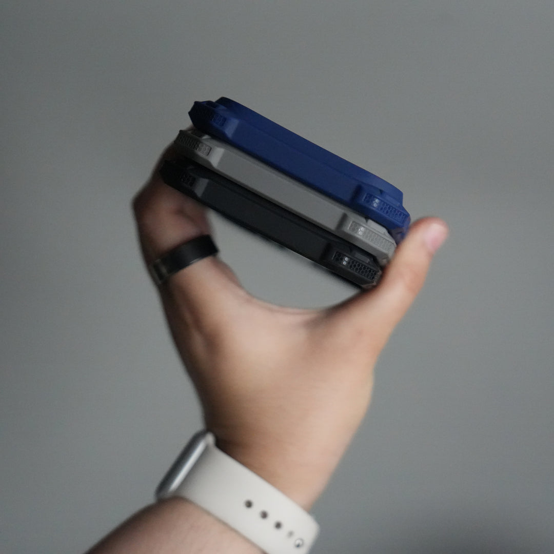 iPhone 17 – Rugged Armor MagSafe Case with Metal Kickstand