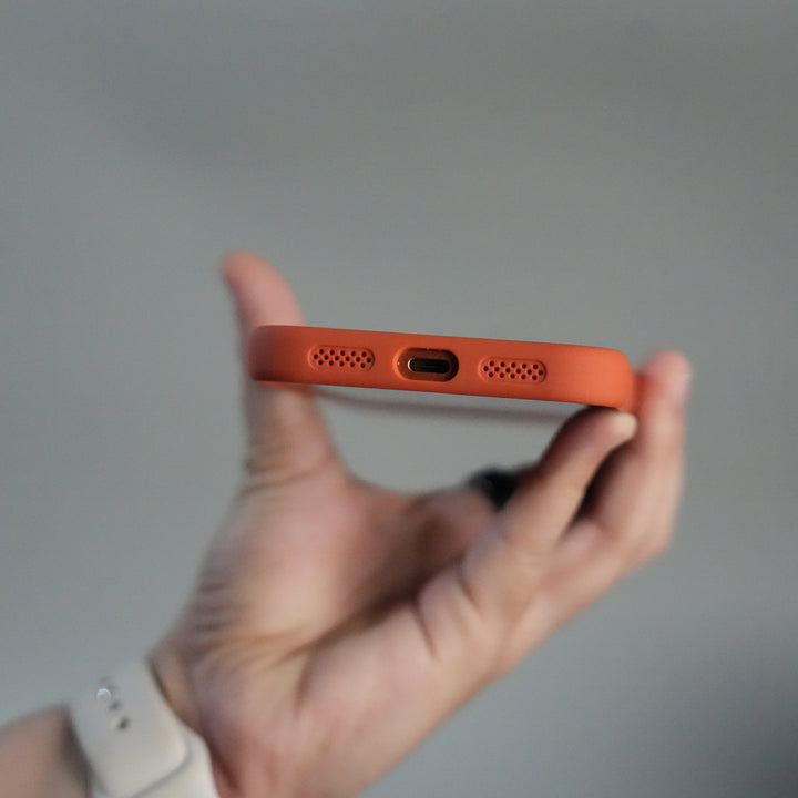 iPhone 17 Series Carbon Fiber Design MagSafe Cover