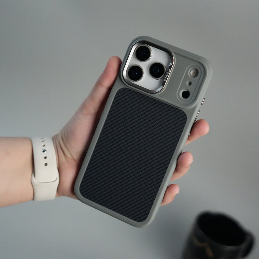 iPhone 17 Series Carbon Fiber Design MagSafe Cover