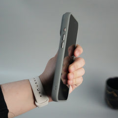 iPhone 17 Series Carbon Fiber Design MagSafe Cover