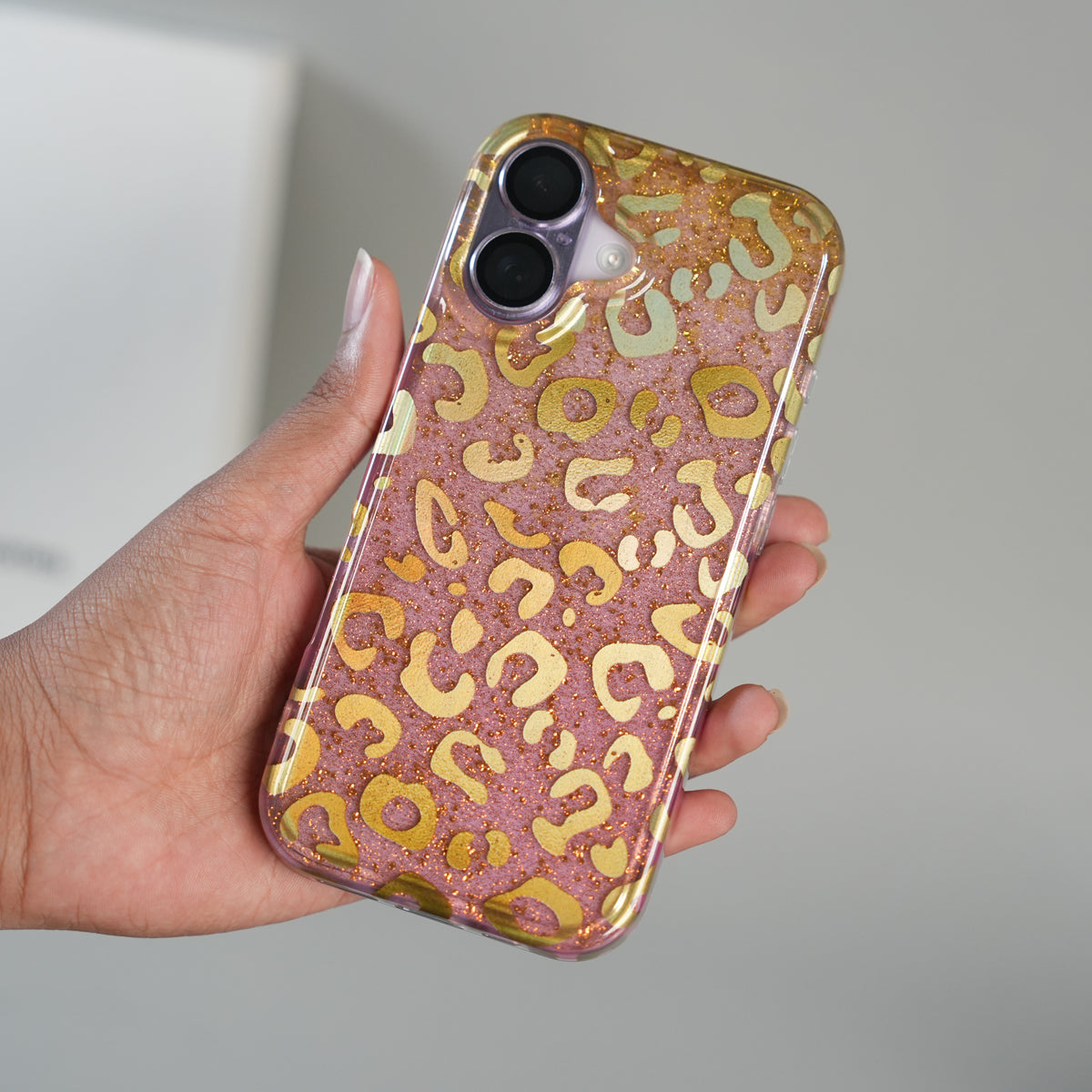 iPhone 17 Series Luxury Gold Leopard Print Glitter Case with Glossy Finish