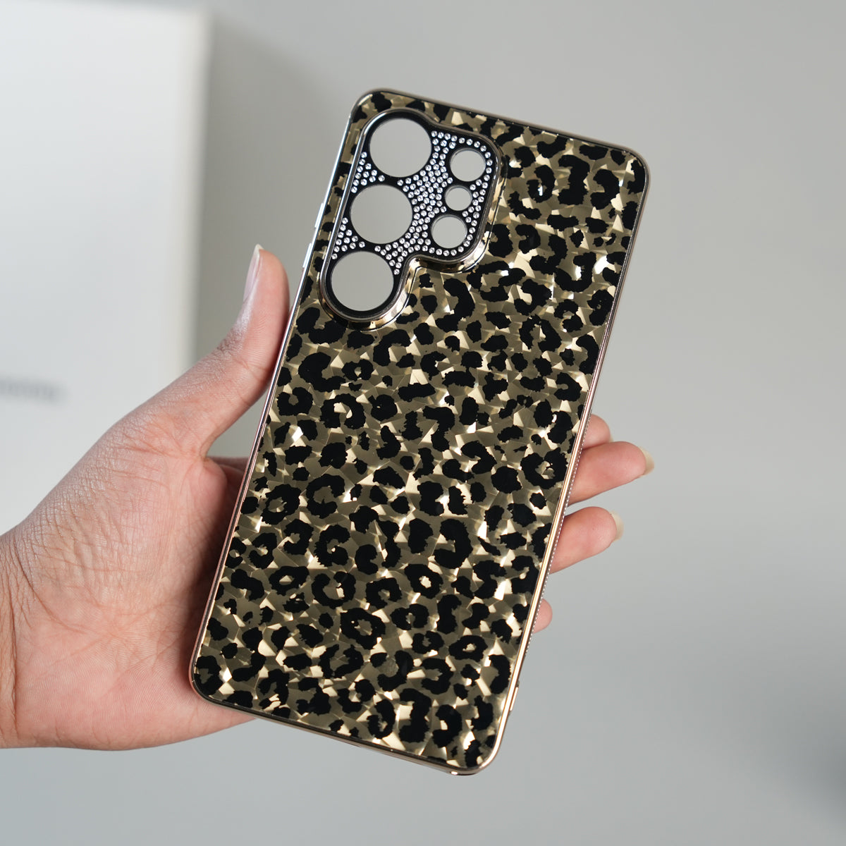 Galaxy S26 Ultra Luxury Leopard Crystal Case with Rhinestone Camera Frame & Glossy Finish