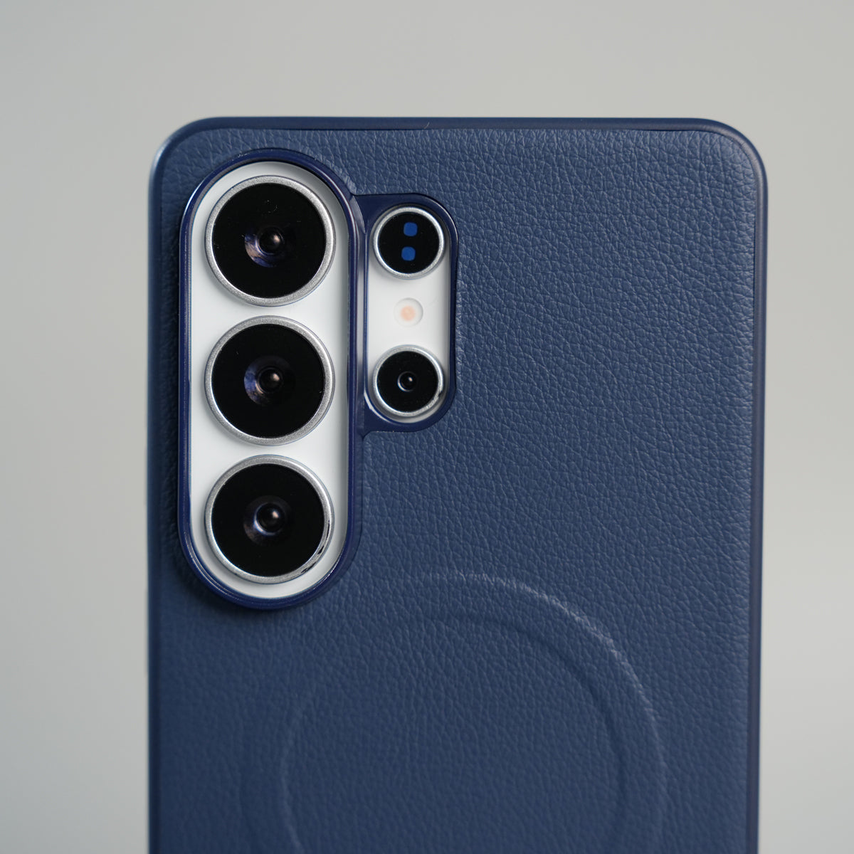Galaxy S26 Ultra Premium Leather Texture MagSafe Compatible Case with Raised Camera Protection