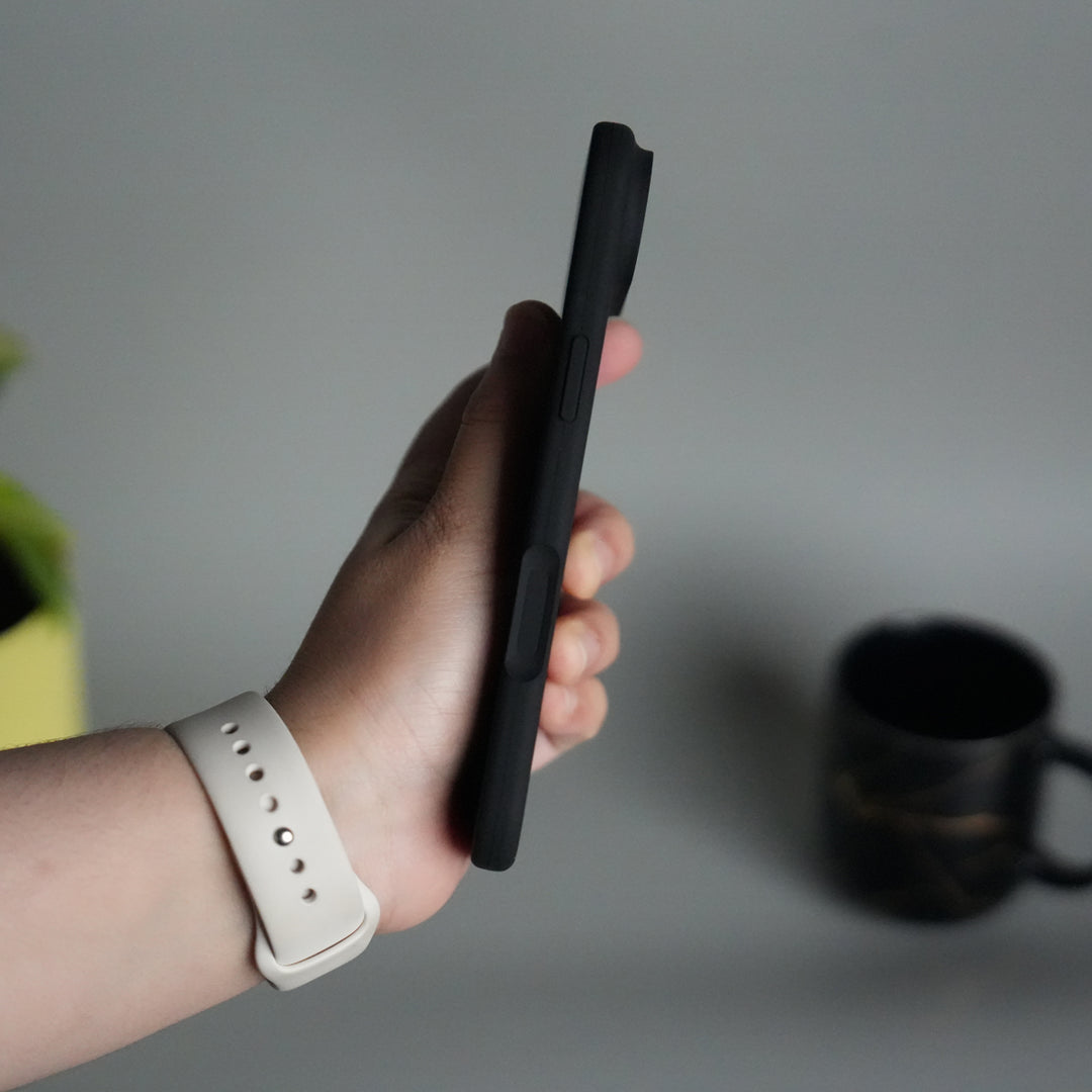 iPhone 17 Air FR V8 Series Design Silicone Protective Case Cover