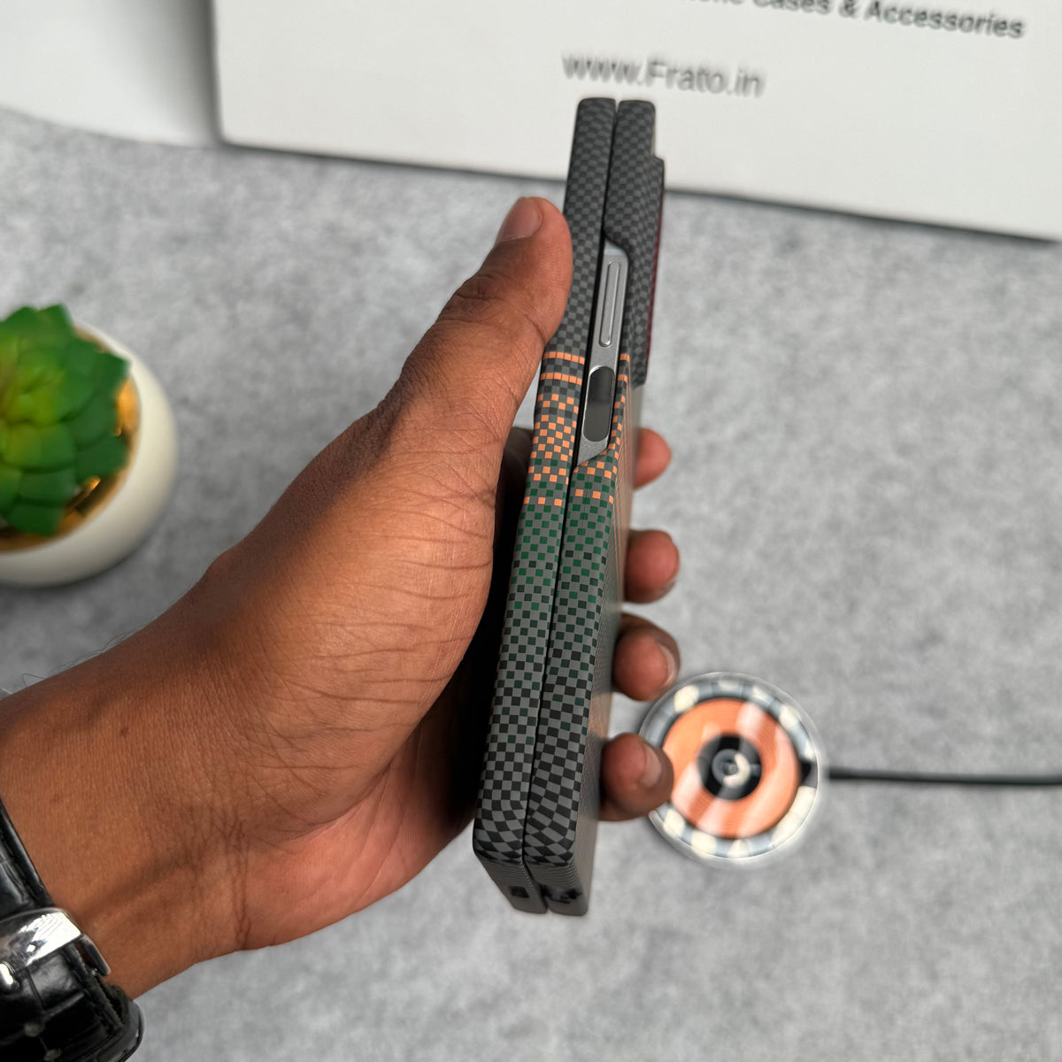 Samsung Galaxy Z Fold Series Carbon Fiber Texture Aramid Design Hard Pc MagSafe Case Cover
