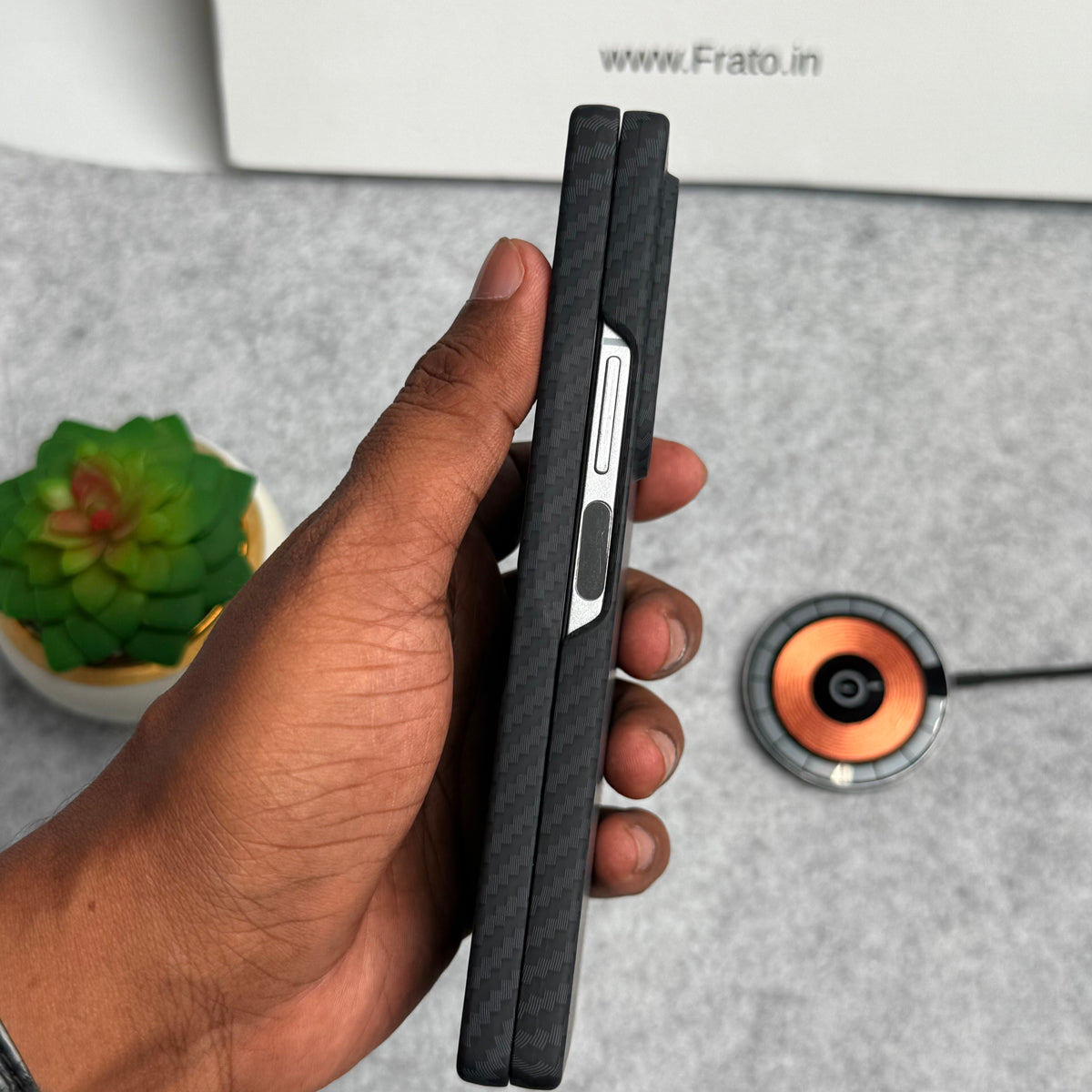 Samsung Galaxy Z Fold Series Carbon Fiber Texture Aramid Design Hard Pc MagSafe Case Cover