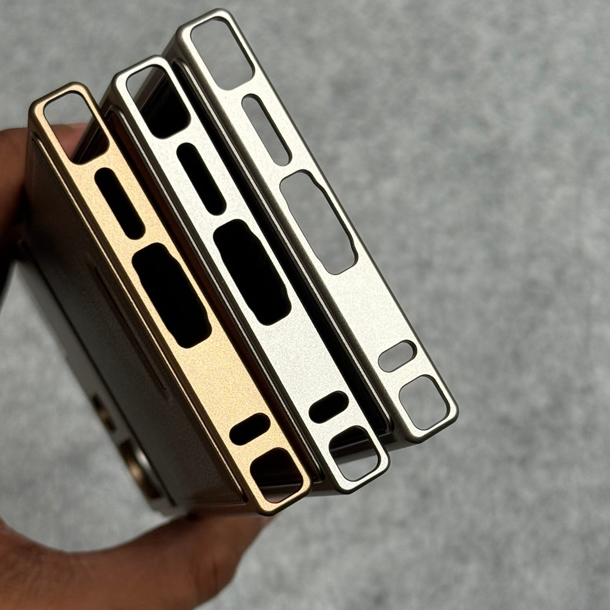 Samsung Galaxy S25 Ultra Premium Metallic Aero Flex Aluminum Leather Case