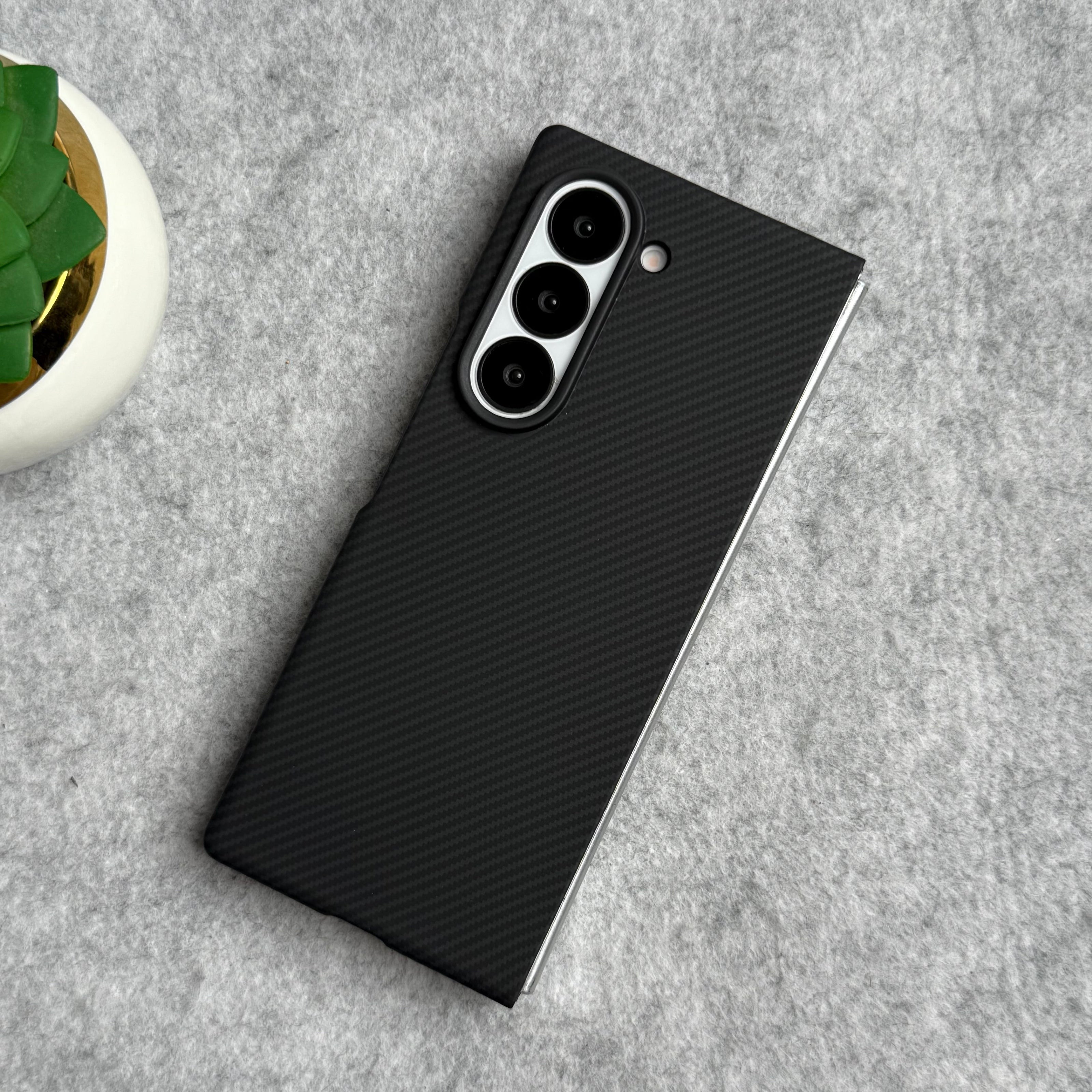 Samsung Galaxy Z Fold 6 Small Carbon Line Pattern Case Cover