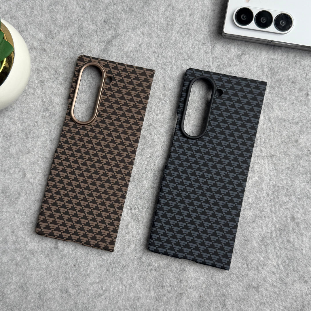 Samsung Galaxy Z Fold 6 Small Geometric Tringle Pattern Case Cover