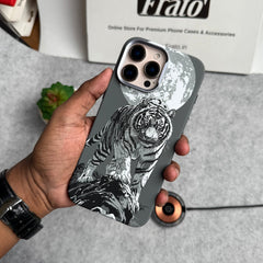 iPhone Series Carbon Fiber Texture Tiger Lion Design Hard Pc MagSafe Case Cover