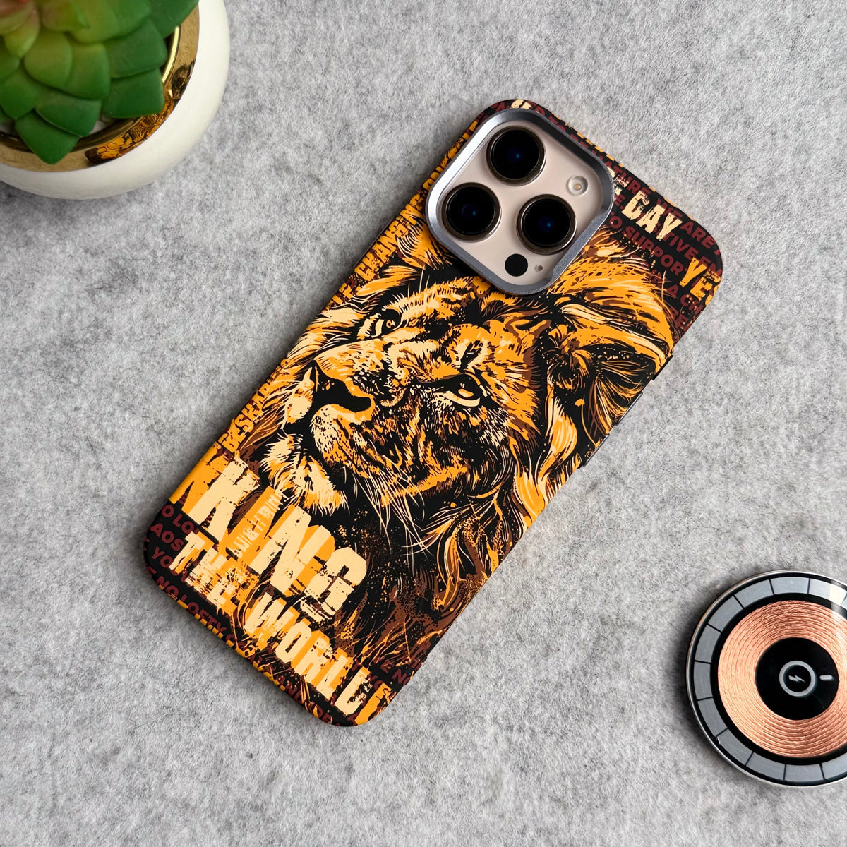 iPhone Series Carbon Fiber Texture Tiger Lion Design Hard Pc MagSafe Case Cover