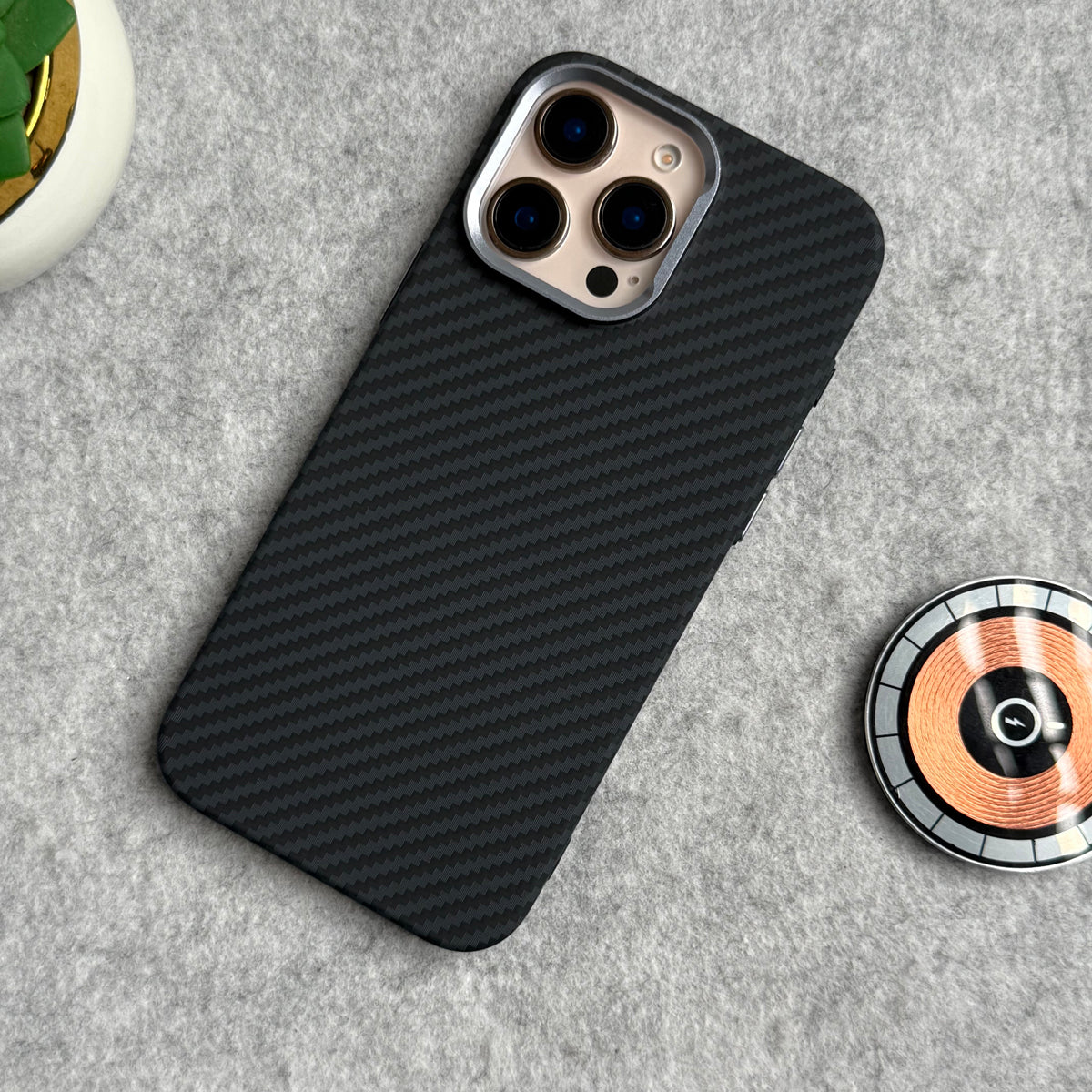 iPhone Carbon Fiber Texture Aramid Design Hard Pc MagSafe Case Cover