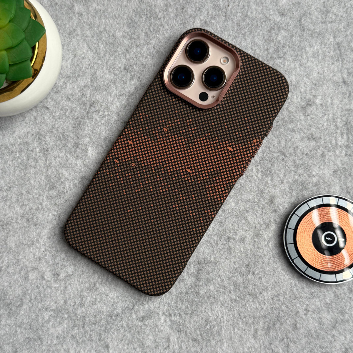 iPhone Carbon Fiber Texture Aramid Design Hard Pc MagSafe Case Cover