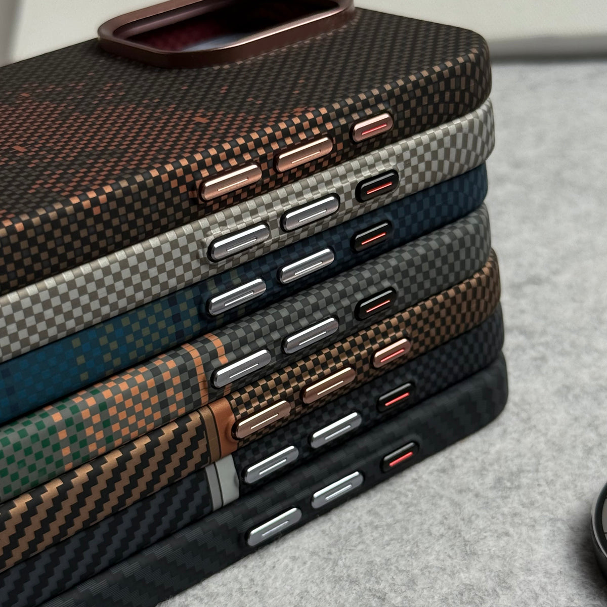 iPhone Carbon Fiber Texture Aramid Design Hard Pc MagSafe Case Cover
