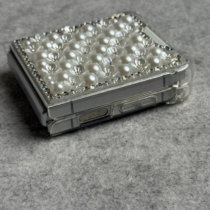 Samsung Galaxy Z Flip 6 Small Pearl Flower Style Case Cover
