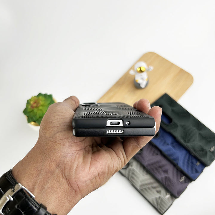 Samsung Galaxy Z Fold 6 Slim Rubberize 3D Cube Pattern Cover