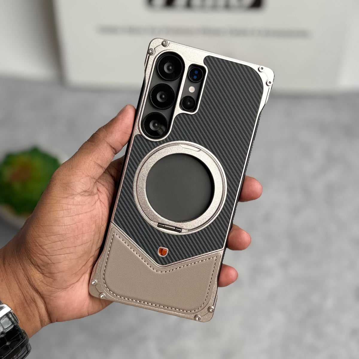 Samsung Galaxy Ultra Series Premium Carbon Leather aluminium Metal Snap On Rotating Stand case