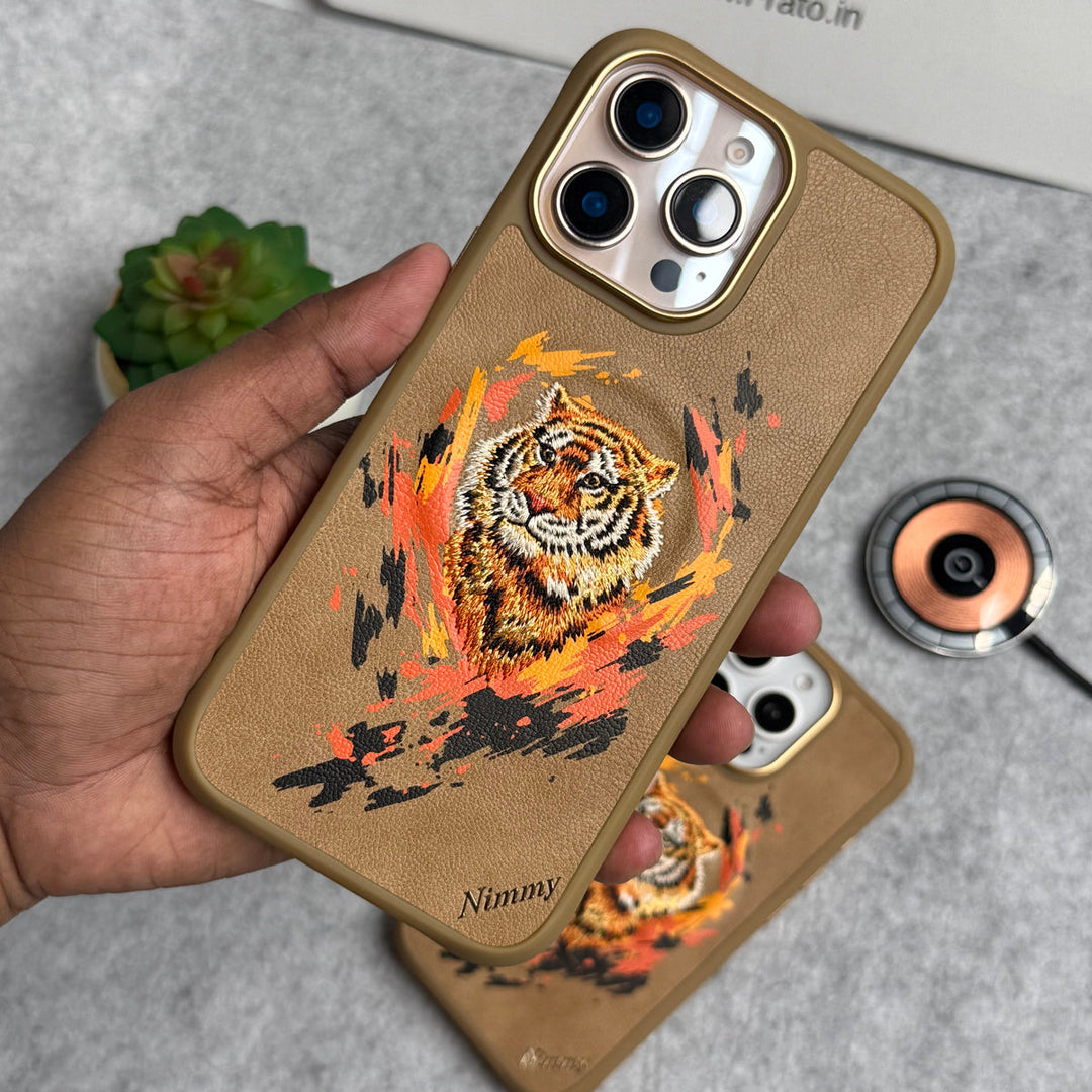 iPhone 16 Pro Max iPhone 16 Pro Wild Animal 3D Embroidery Tiger