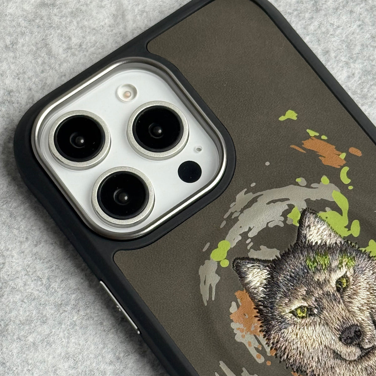 iPhone 15 Pro Max / iPhone 15 Pro Wild Animal 3D Embroidery Wolf Face MagSafe Case