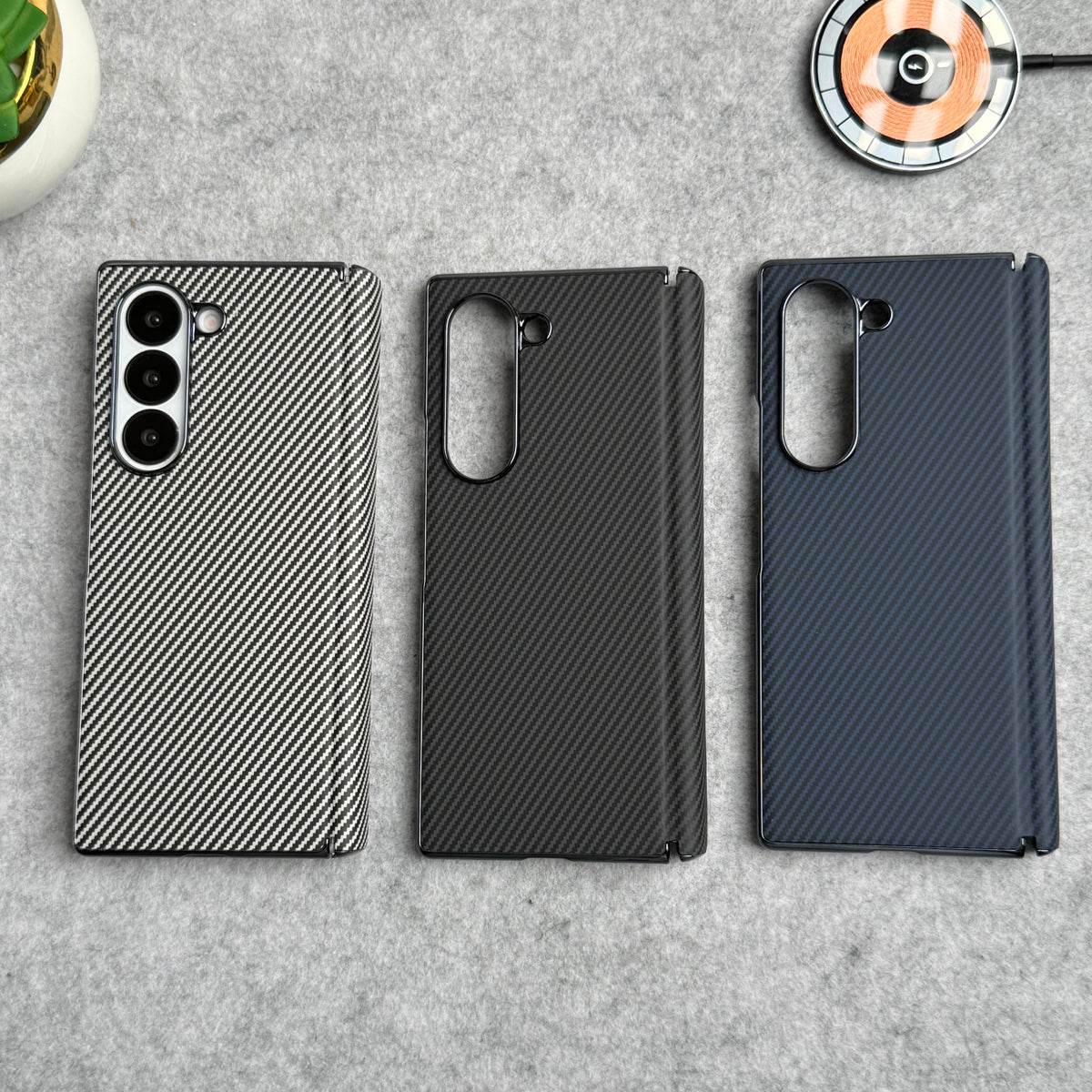 Samsung Galaxy Z Fold 5 Carbon Fiber Hinge Protection Case With Front Glass Protection