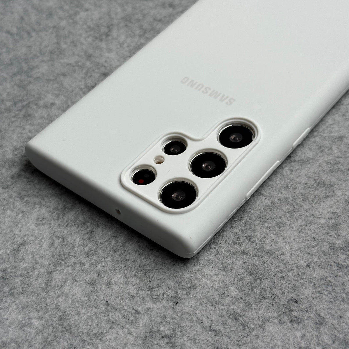 Samsung S22 Ultra Camera Protection Liquid Silicone Case Cover (White)