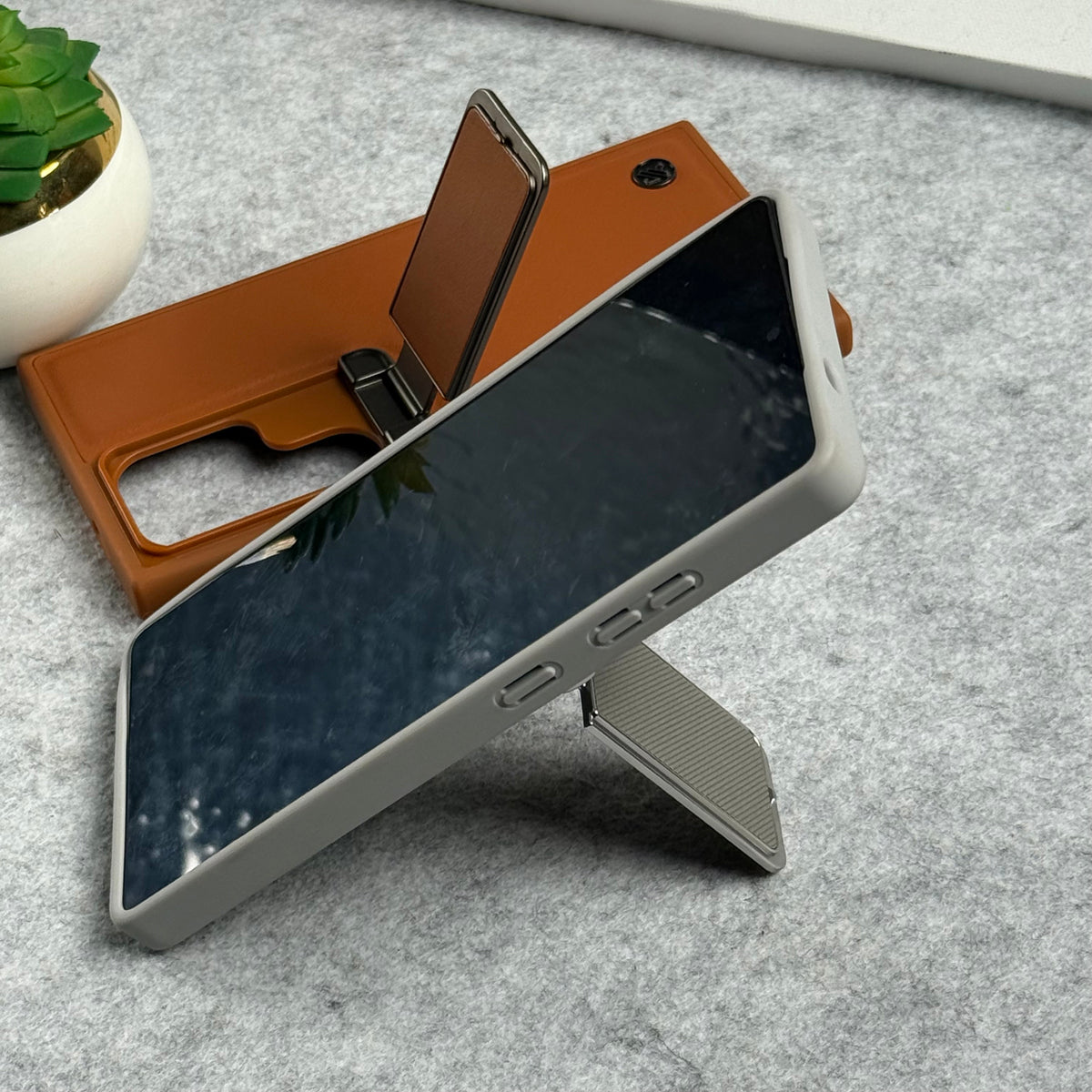 Samsung Galaxy Ultra Series Metal Camera Cap with Stand Cover