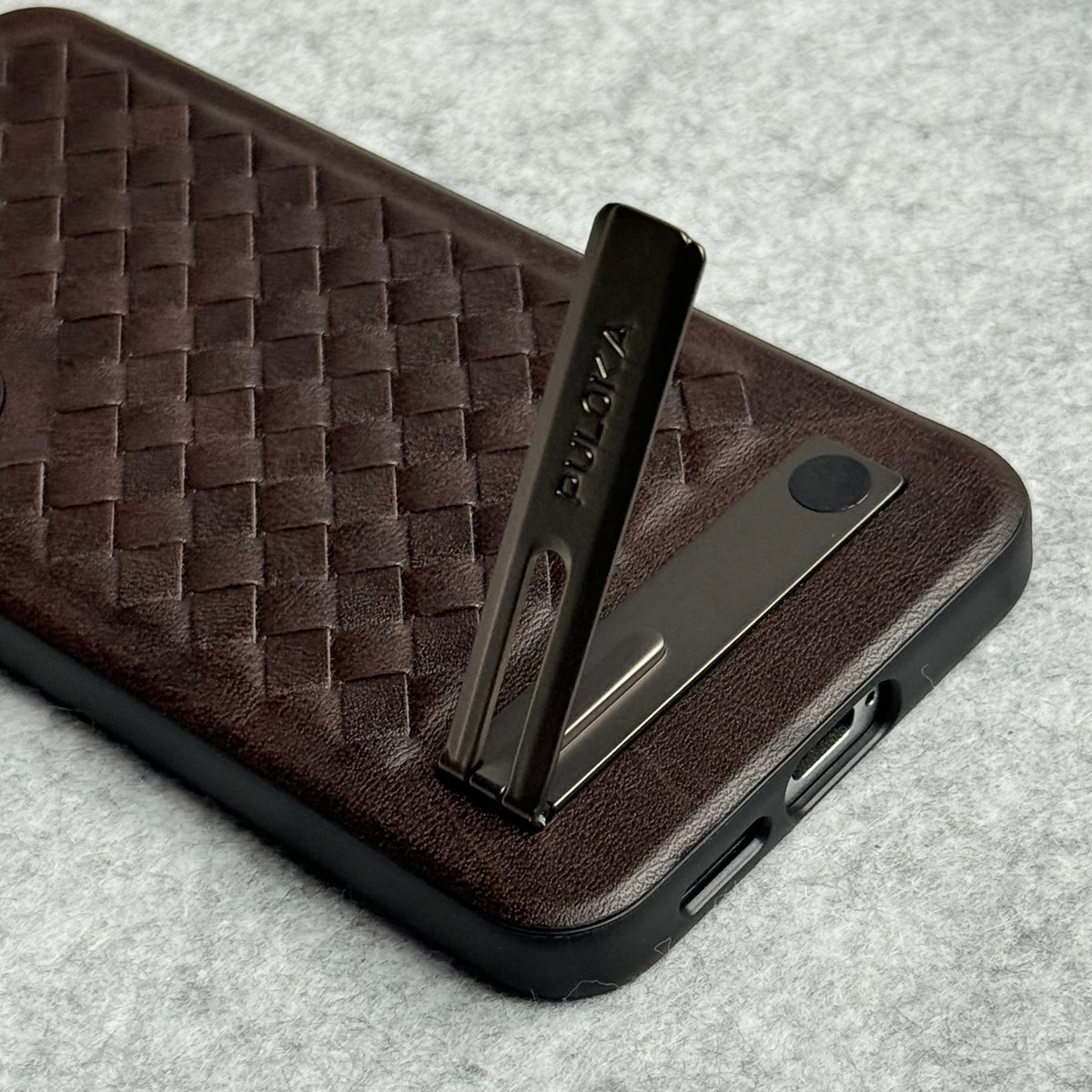 Samsung Galaxy S25 Weave Leather with Metal Kickstand Slim Back Cover