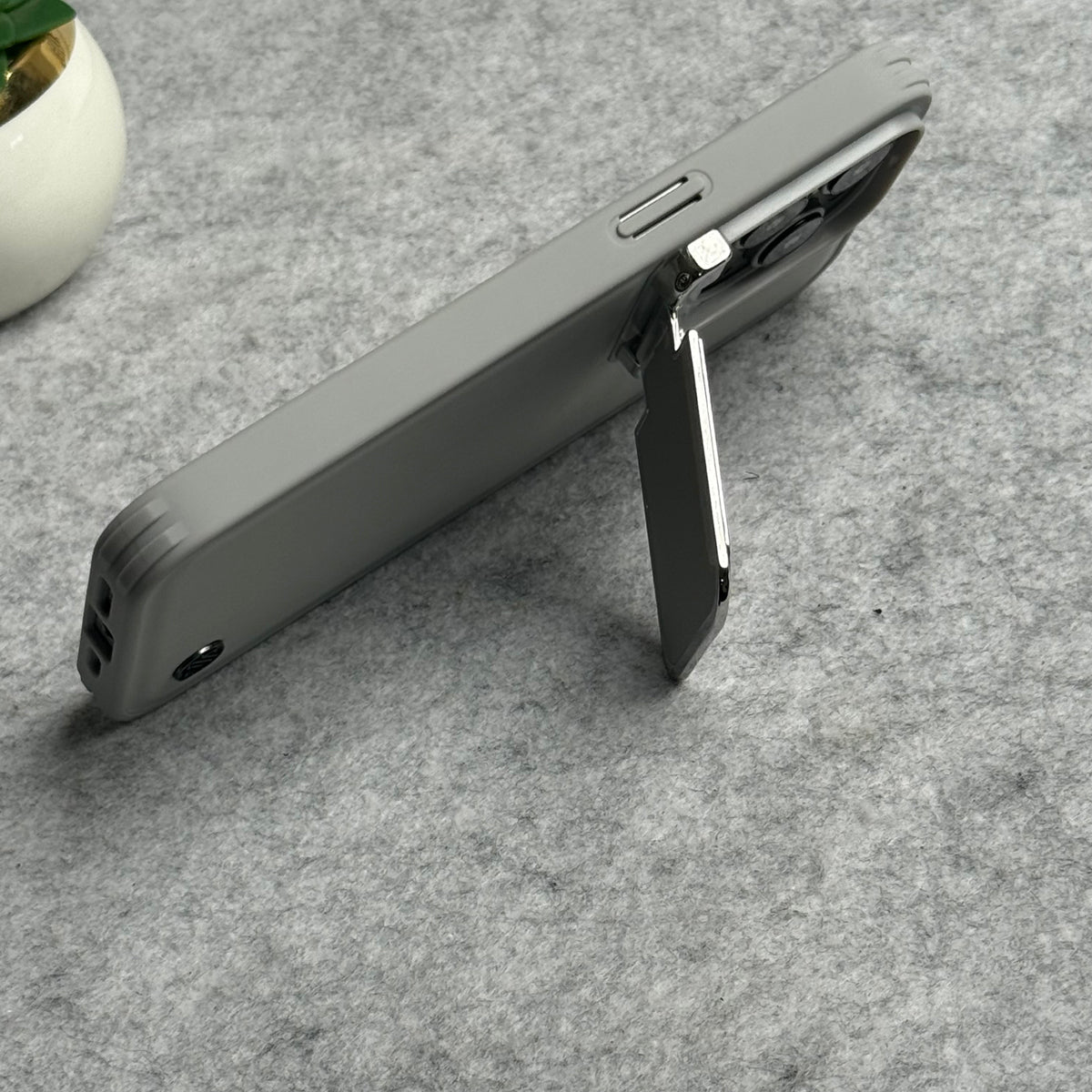 iPhone 15 Series Metal Camera Cap Stand Case Cover (WHITE)
