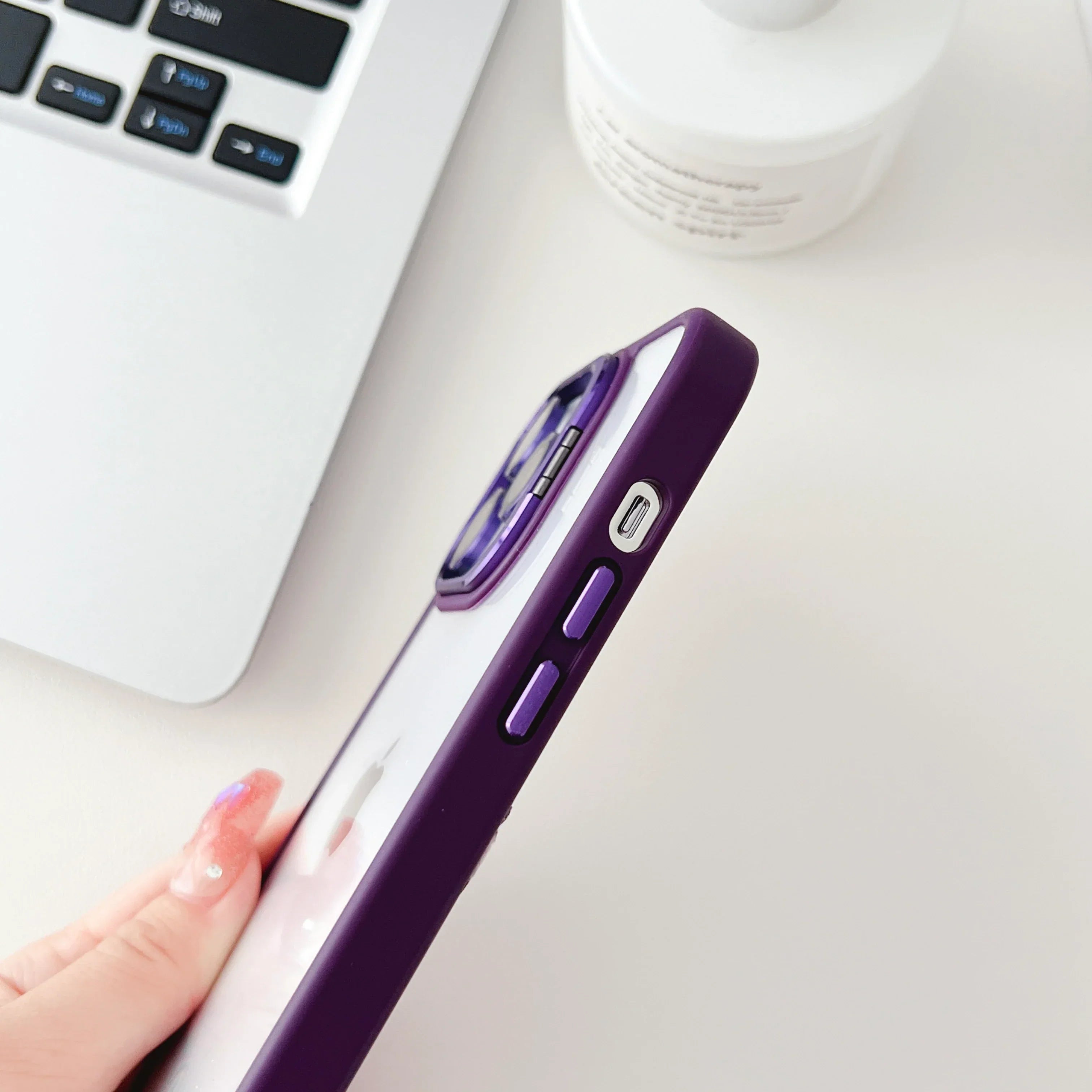 iPhone 15 Series Hollow Flipping Lens Bracket Case Cover ( Deep Purple )