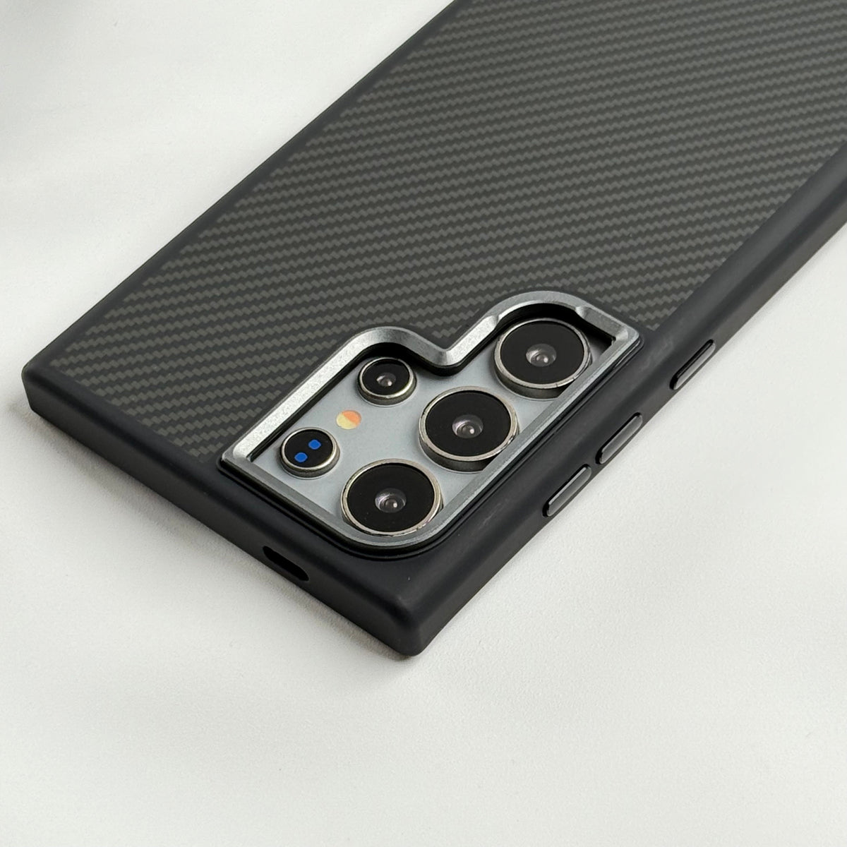 Samsung Galaxy S24 Ultra Premium Carbon Fiber Texture MagSafe Magnetic Case Cover