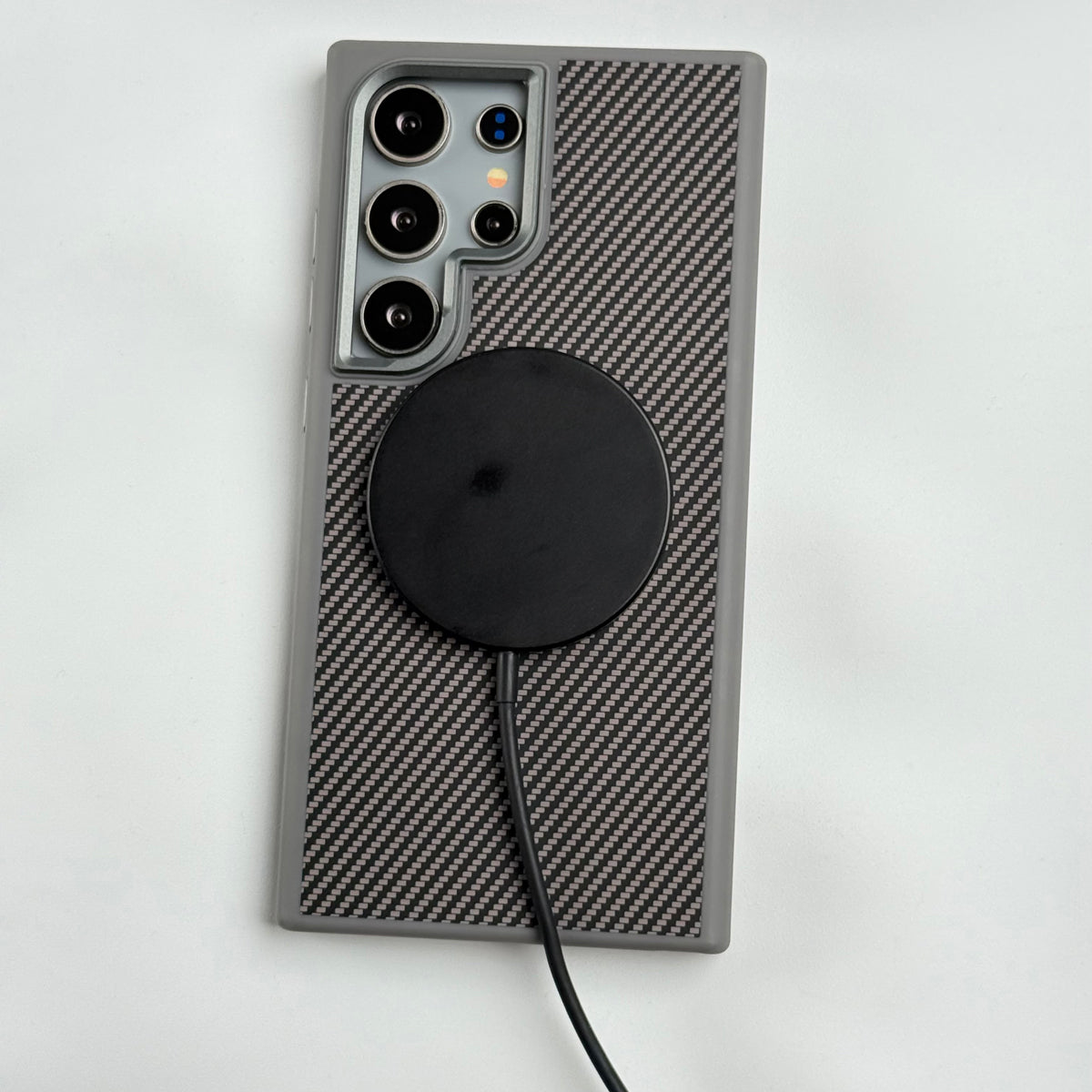 Samsung Galaxy S24 Ultra Premium Carbon Fiber Texture MagSafe Magnetic Case Cover