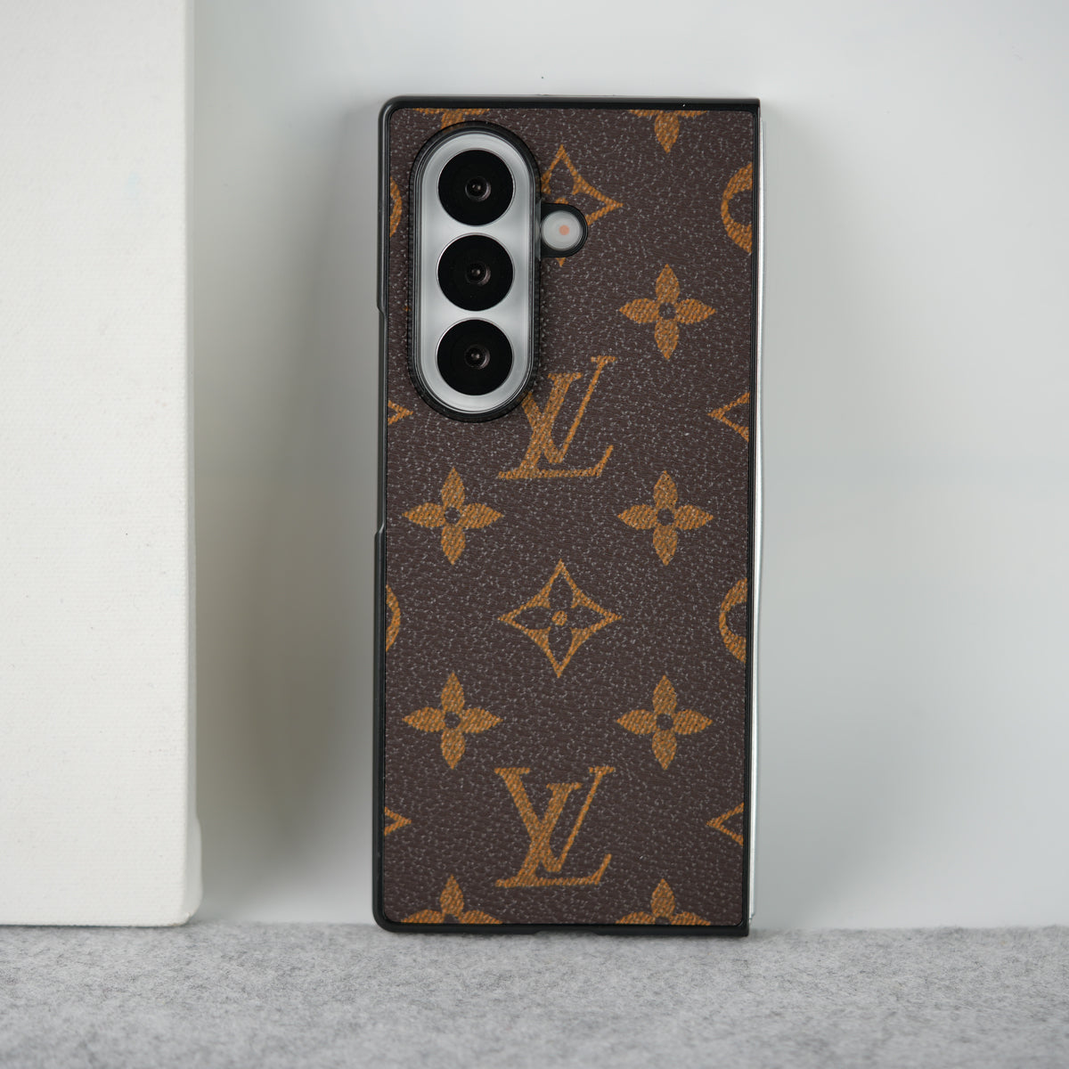 Samsung Galaxy Z Fold 8 Ultra Luxury Leather Case Cover