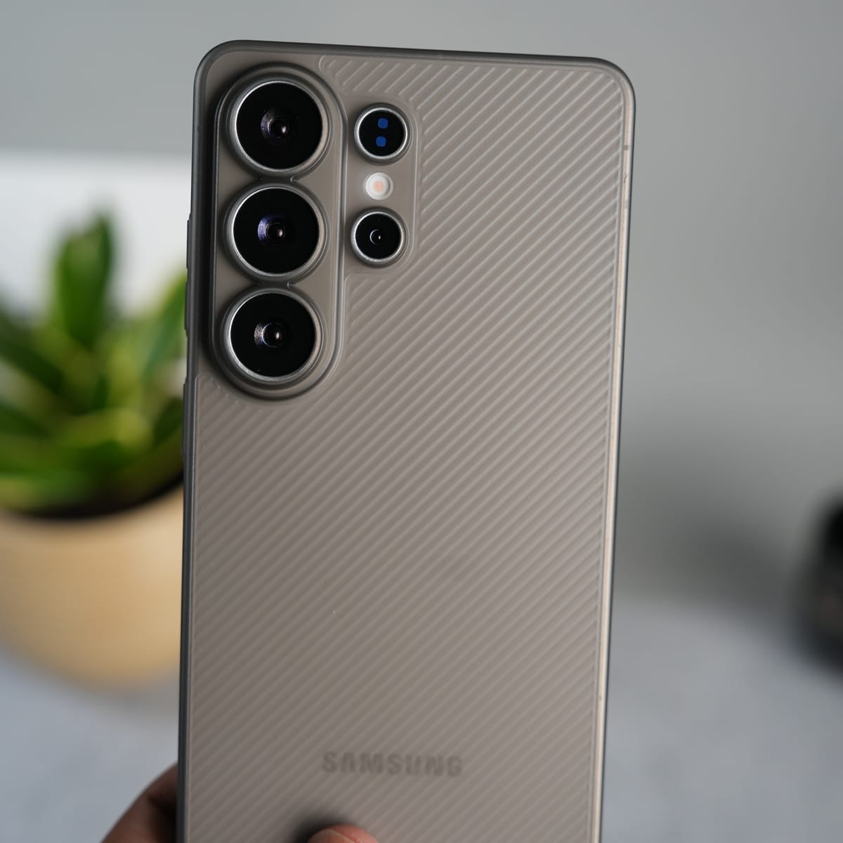 Galaxy Ultra Series Paper Thin Frosted Case | Lightweight Protective Cover