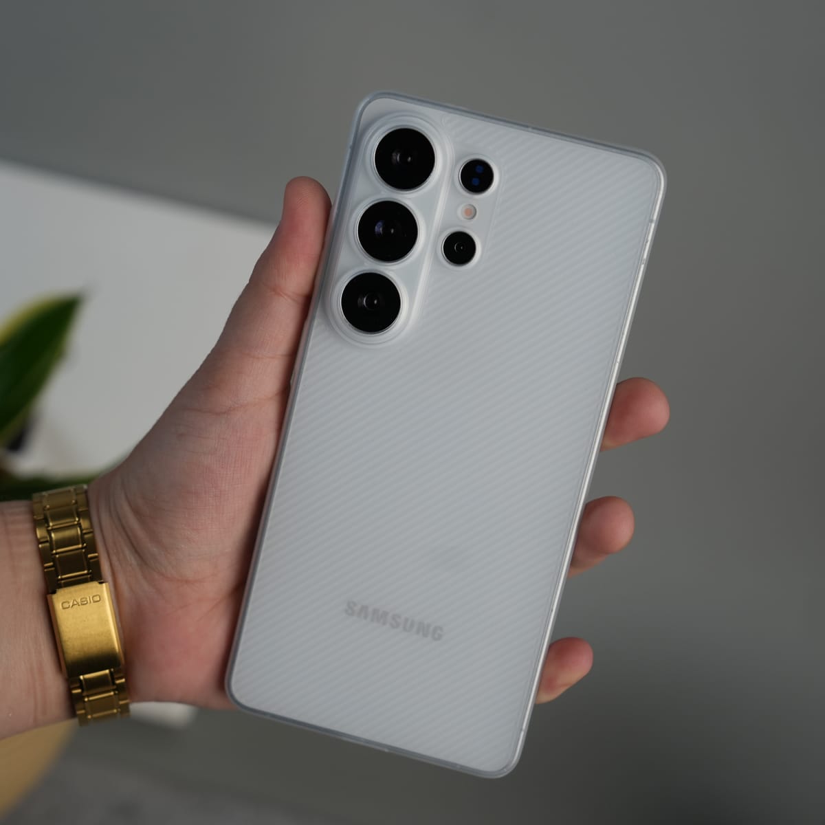 Galaxy Ultra Series Paper Thin Frosted Case | Lightweight Protective Cover