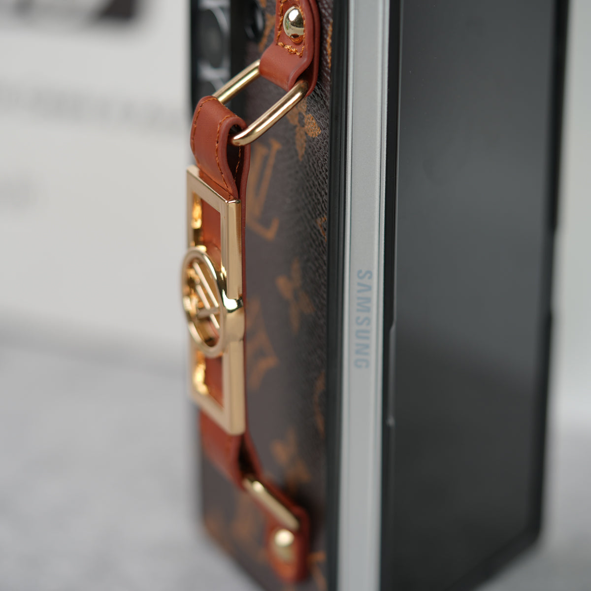 Samsung Galaxy Z Fold 8 Ultra Luxury Brand Strap Holder Case
